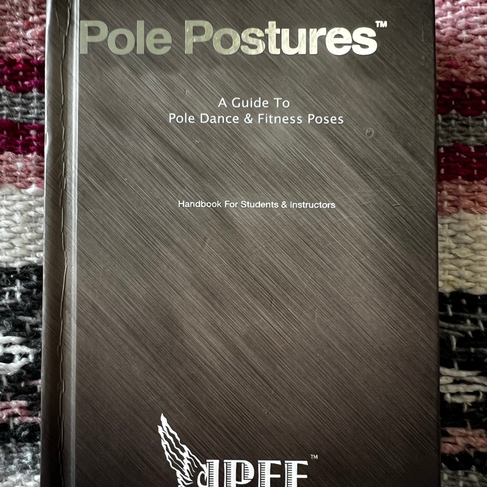 Pole Postures Book: A Guide to Pole Dance & Fitness Poses